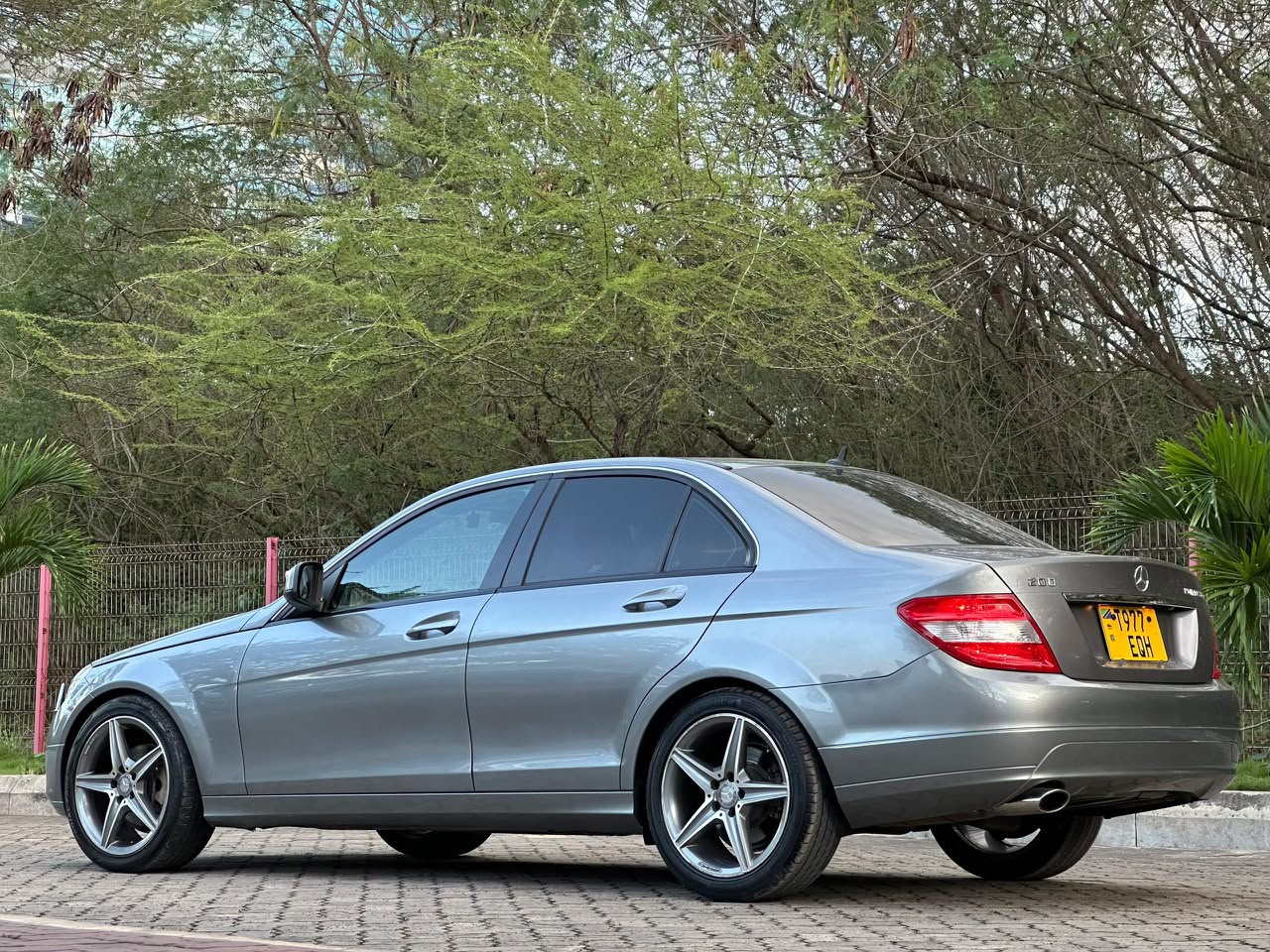 MERCEDES BENZ C 200 thumbnail 8